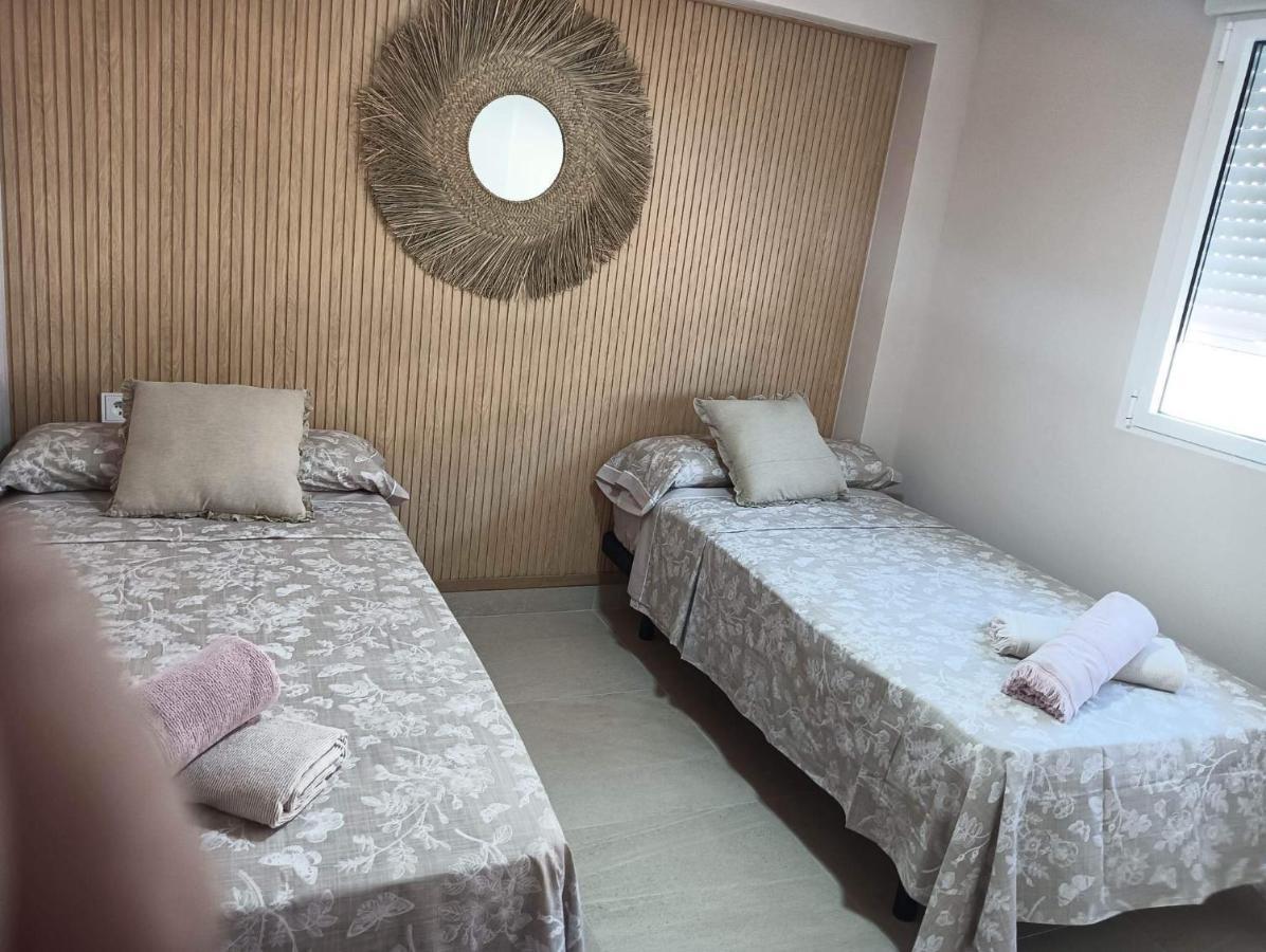 Apartamento Alejandro Gandia Playa Con Vistas Al Mar, Parking! Playa de Gandia Екстериор снимка